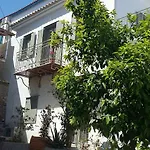 Nyaraló Elia House *