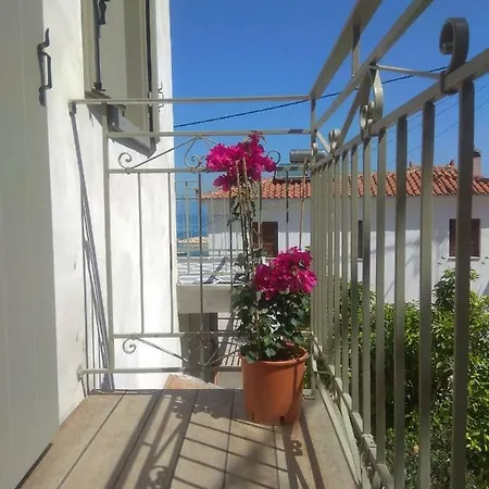 Prázdninový dům Elia House