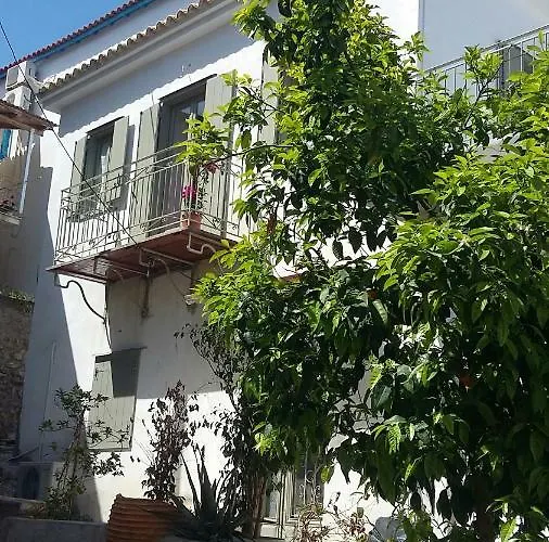 Сasa de vacaciones Elia House *